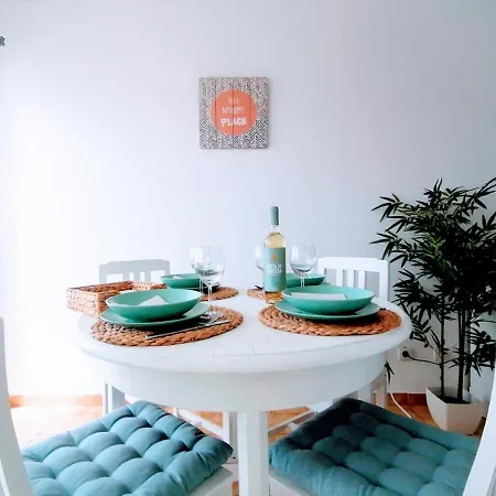 Lovely Apartment 500 M Walk To The Beach Portimão Esterno foto