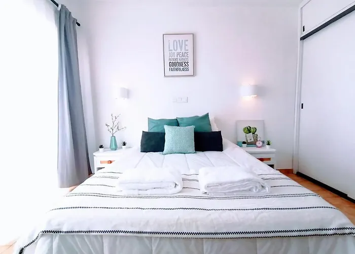Lovely Apartment 500 M Walk To The Beach
